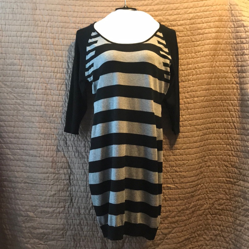 Women’s midi fitted dress